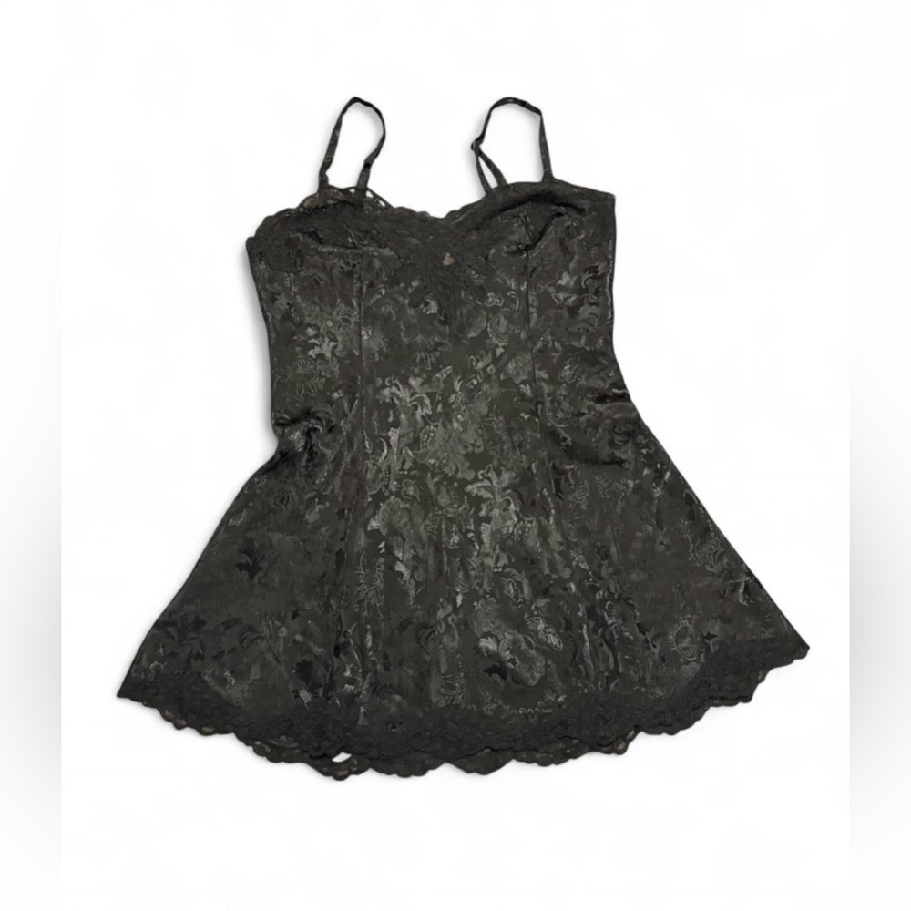 Vintage Y2K Victoria’s Secret Gold Label Black Lace Slip Dress Medium